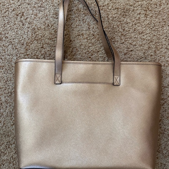 Michael Kors Handbag - Picture 2 of 6